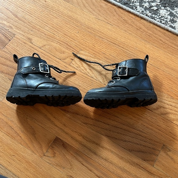 5/$25 H&M Boots size 24 or 8 - Picture 3 of 5